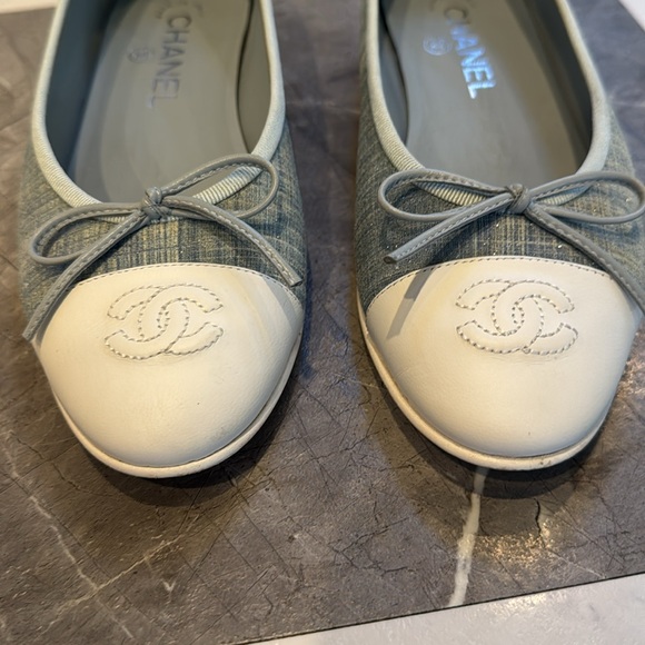 Chanel Women's blue and White Ballet Flats - Picture 3 of 7